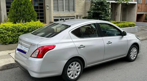 Nissan Versa 2017 Automatico Y Con Boton De Encendido