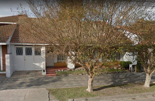 Imagen 2 de 11 de Venta Casa 4 Amb Parque Z/resid- Monte Grande