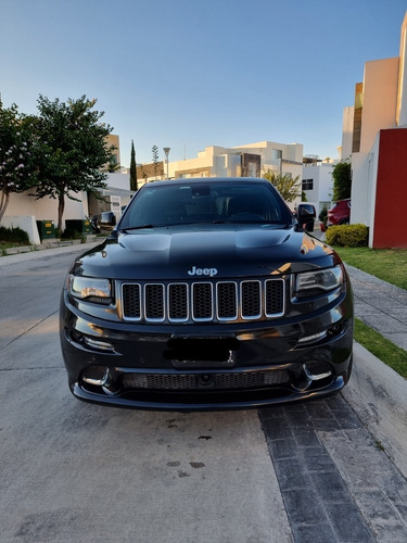 Imagen 2 de 12 de Jeep Grand Cherokee 2014 6.4 Srt-8 4x4 Mt