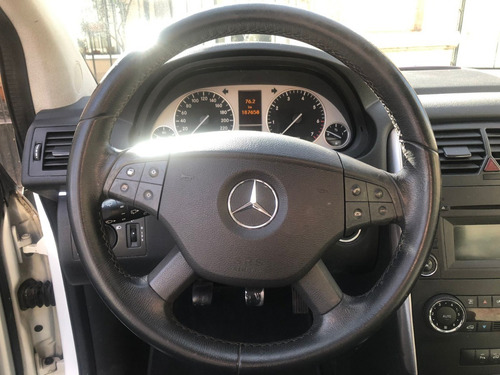 Imagen 9 de 12 de Mercedes-benz Clase B 2011 1.7 B180 Manual