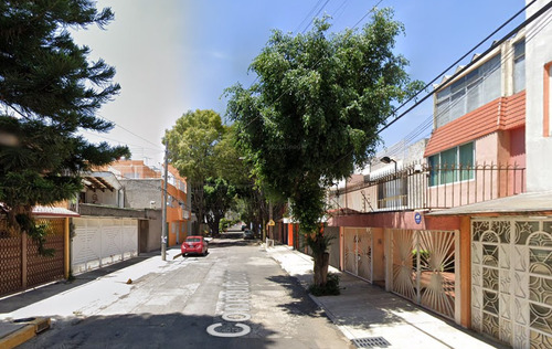 Casa En Venta En Col. Sinatel, Iztapalapa, Cdmx. Bd16*