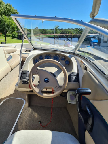 Lancha Bayliner 1850 Capri 1994 - Motor Mercruiser Alpha One