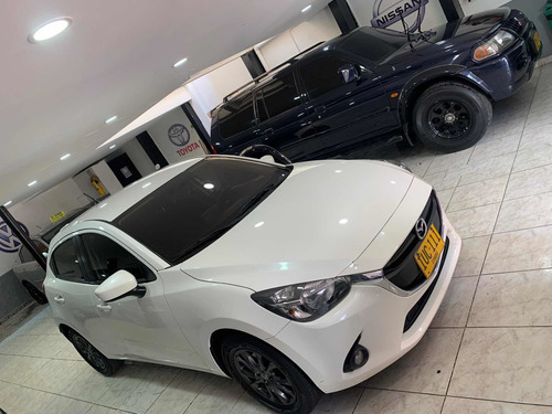 Mazda 2 2016 1.5 Touring