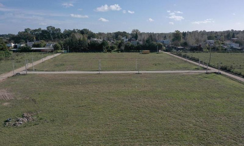 Imagen 15 de 30 de Lote En Venta En Sicardi | 13 Bis Y 660 (los Fresnos) Manzana 213 (300 M2)
