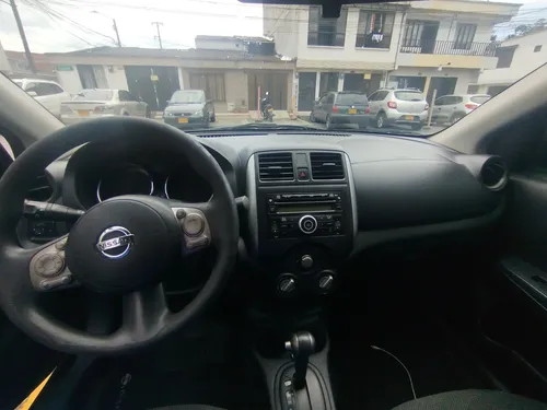 Nissan Versa 1.6 Advance