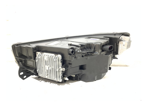 Farol Direito Volvo Xc40 2018 19 20 21 2022 Xenon Completo (Usado)