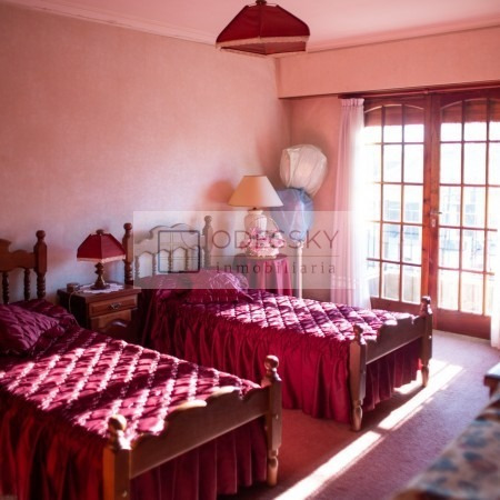 Imagen 9 de 11 de Cañuelas-hermoso Chalet En Venta