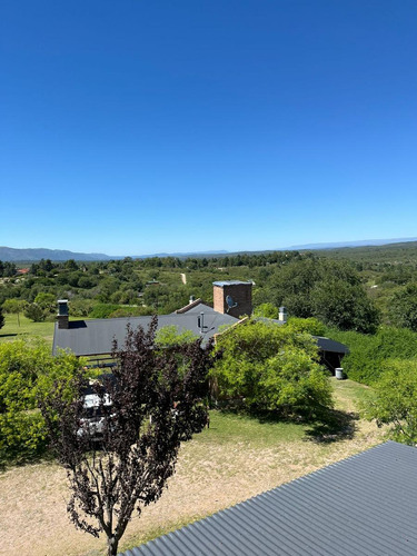 Venta De Complejo De Cabañas Con La Mejor Calificación En Todos Los Portales - 8 Cabañas - 10.000m2