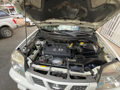 Nissan X-Trail 2.5 S Basica