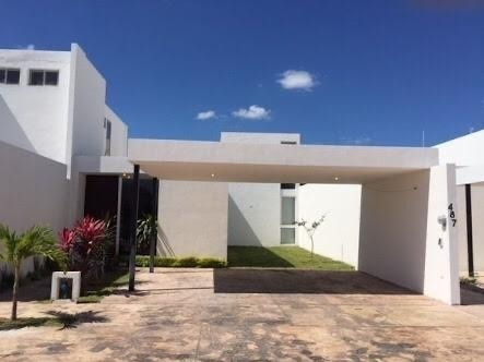 Casa(2r) En Privada Residencial Campocielo Al Norte De Mérid