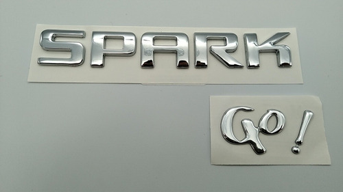 Chevrolet Spark Go Emblemas
