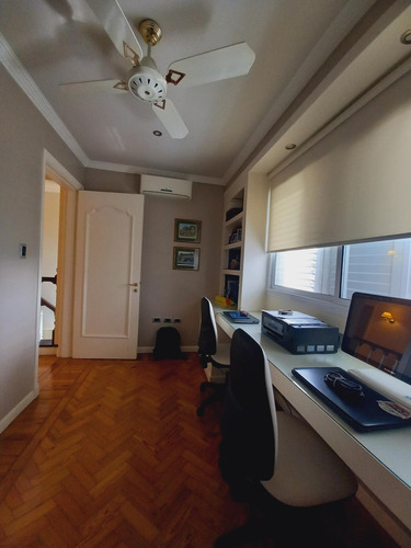 Casa Única Se Vende En Barrio Sur