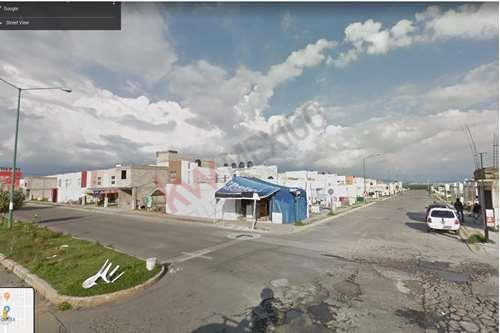 Venta De Terreno Siete Mil Metros Cuadrados Con Uso De Suelo Mixto Ideal Para Desarrolladores E I...