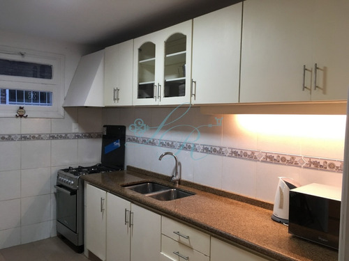 Hermosa Casa En Venta , Cantegril Punta Del Este Parada 14- Ref: 342