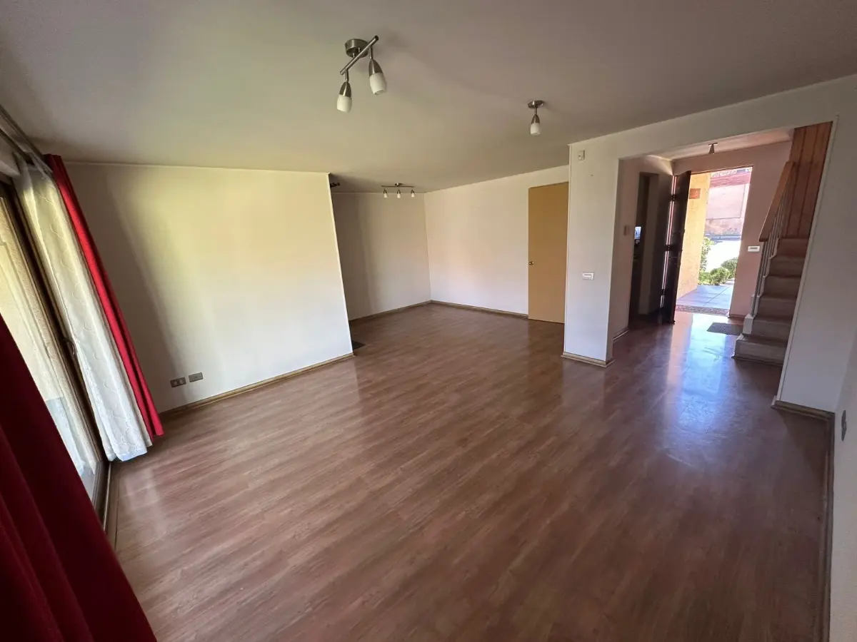 Imagen 4 de 24 de Casa 4d - 3b En Condominio, Quebrada De Macul C/las Perdices
