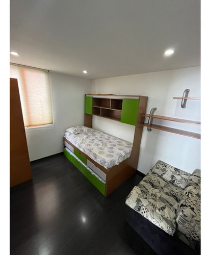 Apartamento Ubicado En La Urbanización Loma Linda