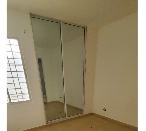 Apartamento En Urb. Colinas Del Arroyo Ii En Av. Jacobo Majluta Sdn