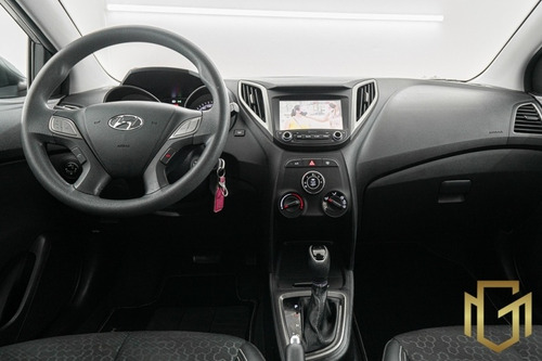 Imagem 5 de 15 de Hyundai Hb20 S Comfort 1.6 2019 Prata