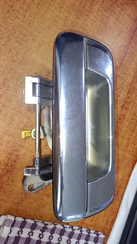 Manija Cromada Compuerta Tras. Gm Luv D-max (Usado)
