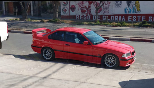 BMW Serie 3 2.0 318is Coupe