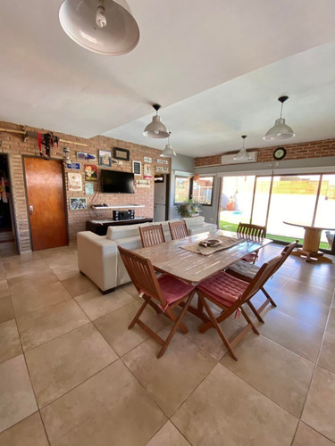 Imagen 4 de 26 de Casa Con Pileta Para 6/8 Personas En Excelente Ubicación: Bº Residencial, A 10 Cuadras Del Centro