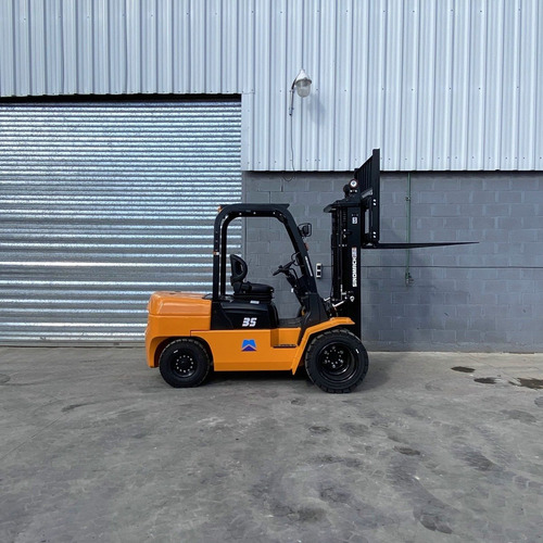 Imagen 13 de 16 de Autoelevador 3500kg 3.5 Toneladas Triple Torre 4.5m Duales