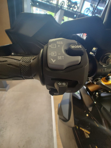 Suzuki V-strom 1050 De - Mejor Contado