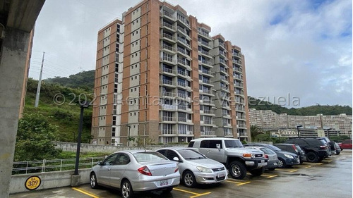 Apartamento En Venta En El Encantado De Macaracuay. Obra Gris- 70 Mts2. 24-13310.