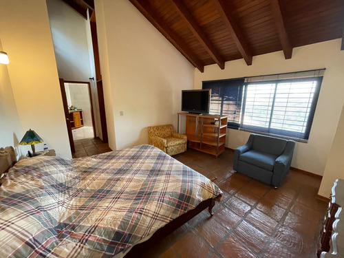 Imagen 11 de 16 de Vendo Casa 430m2 5h/5b/4p Oripoto