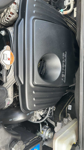 Imagen 12 de 20 de Hyundai H1 2017 2.5 Premium 1 170cv