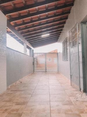 Imagem 6 de 13 de Casa Com 2 Quartos E 2 Banheiros, No Litoral Sul. Itanhaém