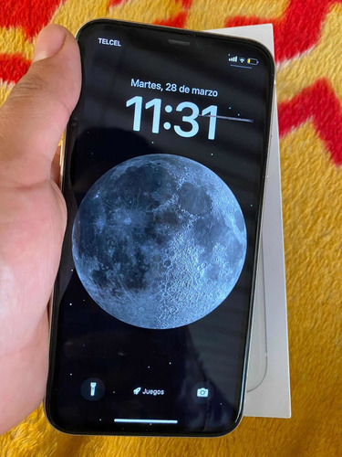 iPhone 11 (Usado)