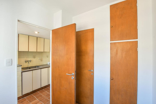 Imagen 5 de 22 de Departamento De 3 Dormitorios En Venta Impecable Centro Balcón Terraza