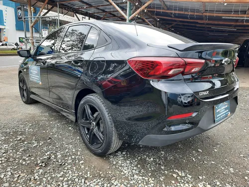 Chevrolet Onix LTZ AT