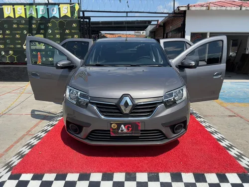 Renault Logan LIFE 1.6 MT