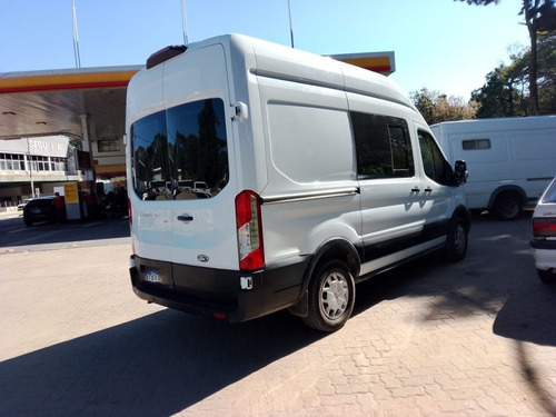 Ford Transit 2.2 Furgon Mediano 350m