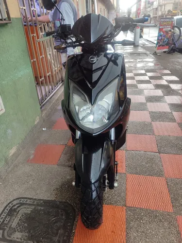 Vendo Akt Jet5 2016 26.000 Klms 150cc Llantas Nuevas Aceite