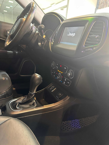 Imagen 16 de 25 de Jeep Compass 2019 2.4 Longitude