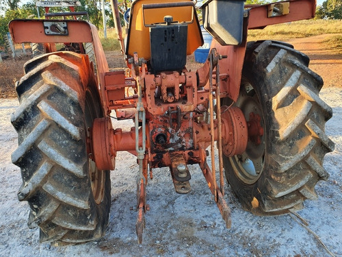 Imagem 2 de 10 de Agrale 4200