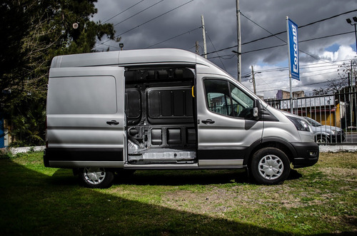 Ford Transit 2.2 Furgon Mediano 350m