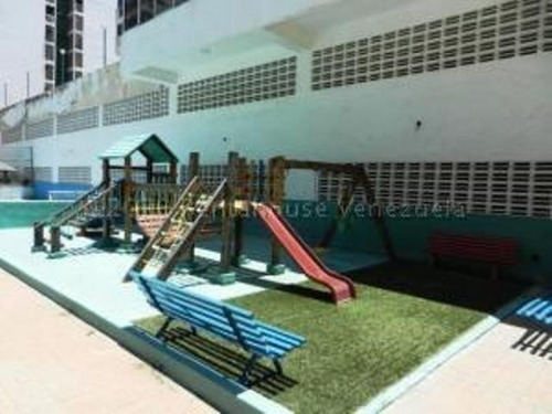 Imagen 6 de 7 de Apartamento En Venta Playa Grande Mls #21-9675 Johana Blan 04123368346
