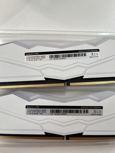 Teamgroup T-force Delta Rgb Ddr5 Ram 48gb (2x24gb) 8200mhz (Usado)