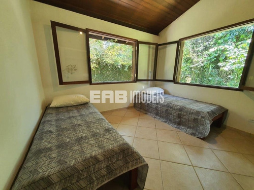 Imagem 20 de 25 de Casa Em Frente À Área Verde, Para Locação De Temporada, A Poucos Metros Da Praia De Itamambuca - Ceh - 68880490