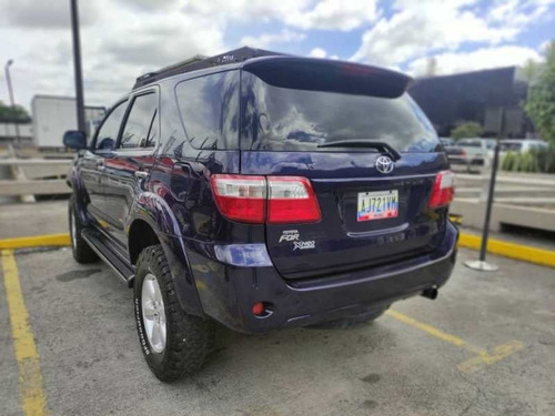 Imagen 4 de 14 de Toyota Fortuner