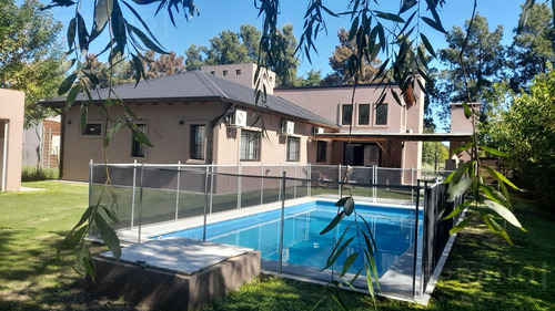 Venta Casa 4 Amb En Parque Sakura. Exaltacion De La Cruz