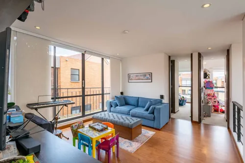 Casa En Venta En El Tejar. Cod V22949