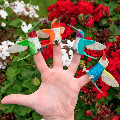 Archie Mcphee Marionetas De Dedo De Colibríes (juego De 4)