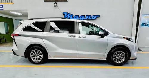 Toyota Sienna 3.5 Xle Piel At