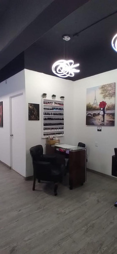 Se Traspasa Estudio De Belleza En Multiplaza Arboledas