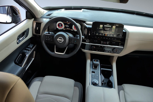 Nissan Pathfinder 3.5 Platinum 4x4 At